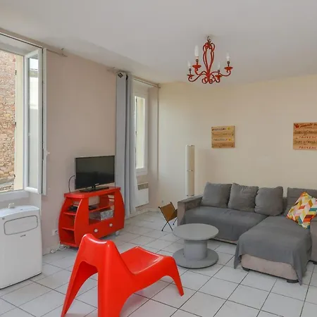 Charming And Calm 1br Flat At The Heart Of Old Town - Welkeys * Hyères