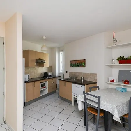Charming And Calm 1br Flat At The Heart Of Old Town - Welkeys Appartamento Hyères