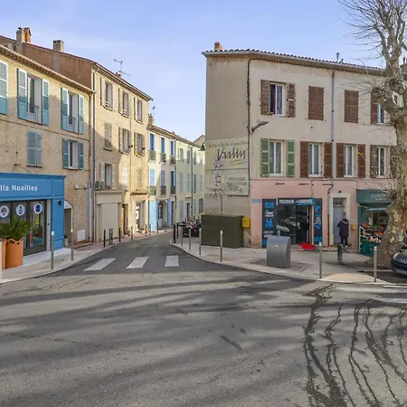 アパート Charming And Calm 1br Flat At The Heart Of Old Town - Welkeys
